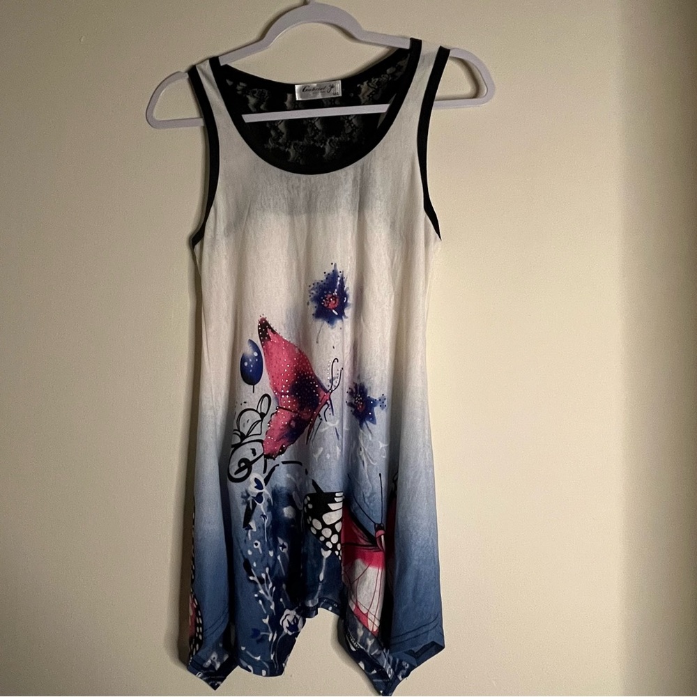 Women’s Gabriel ye Butterfly tank top with lace accents size M/L
